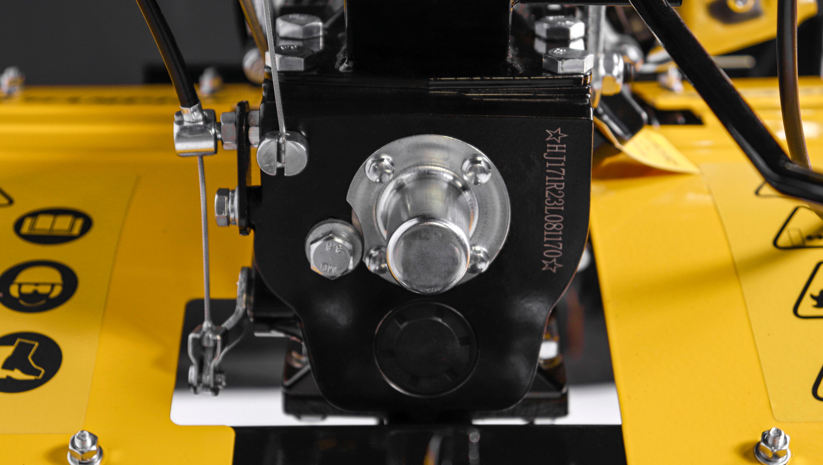 Бензиновый культиватор CHAMPION BC7723/1