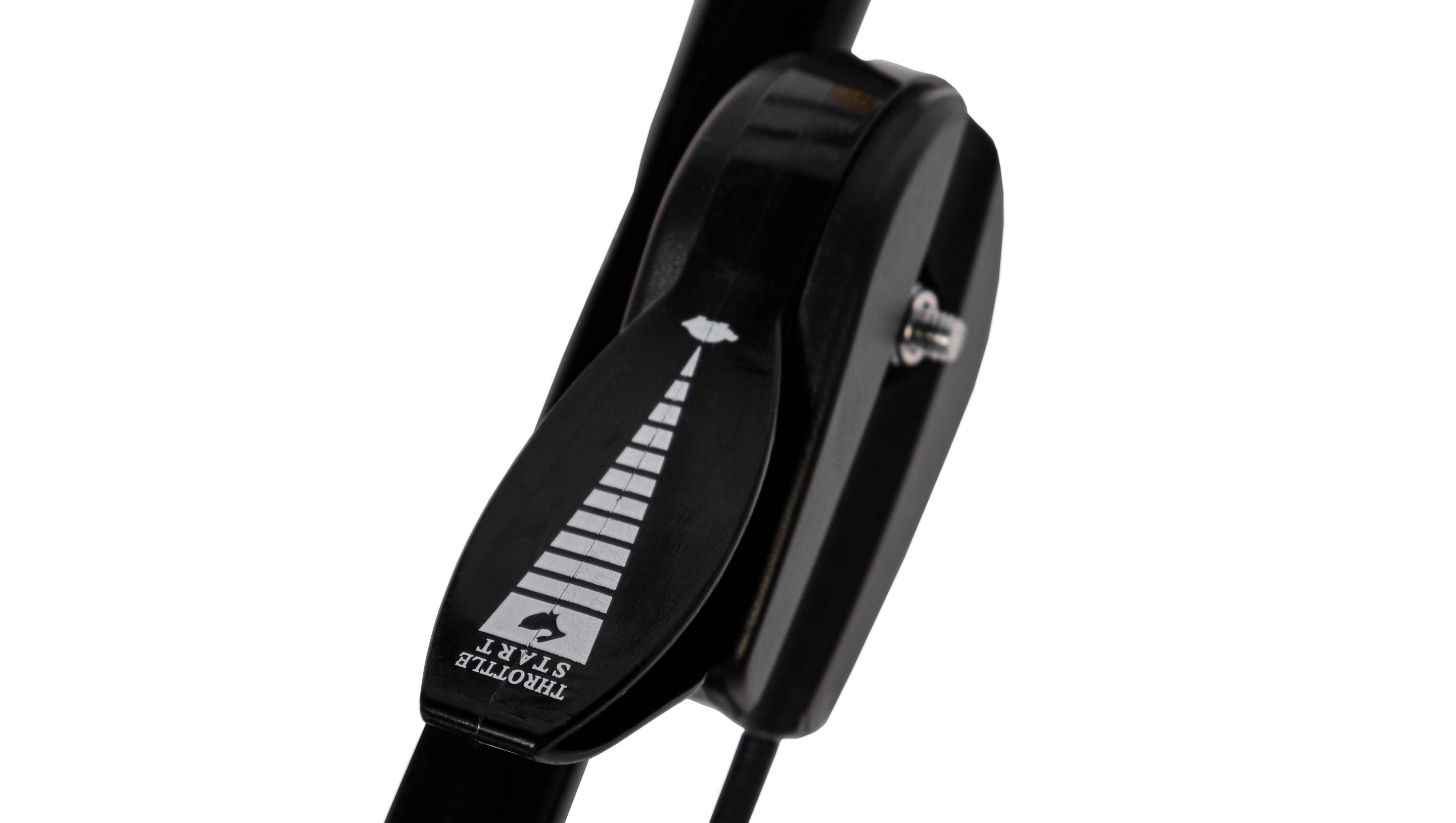 Бензиновая газонокосилка CHAMPION LM4122