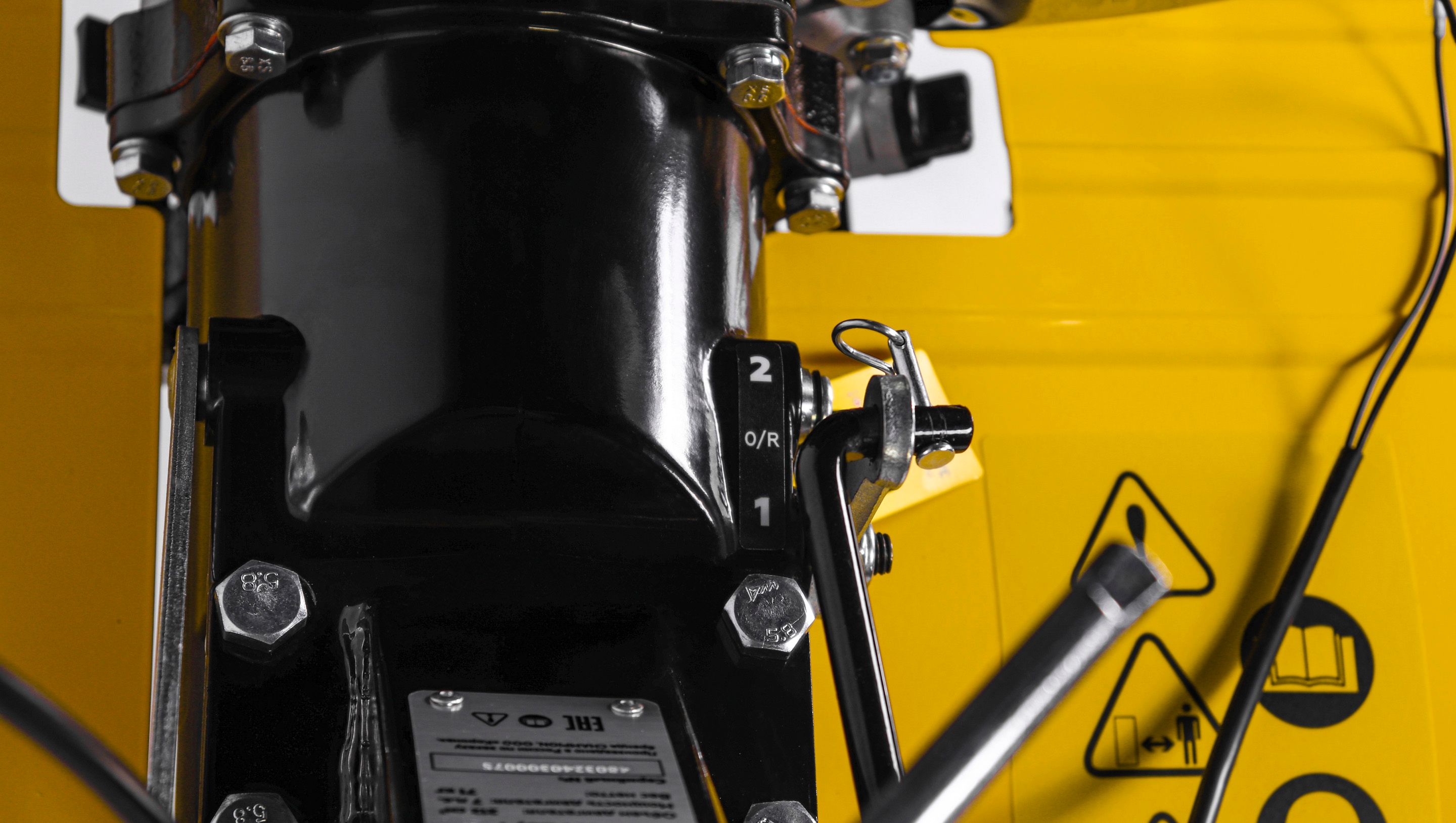 Бензиновый культиватор CHAMPION BC7723/1