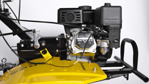 Бензиновый культиватор ЧЕМПИОН BC7723/1